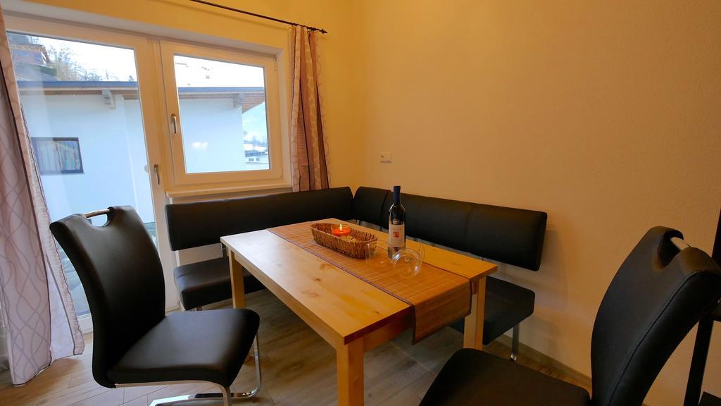 Apartment Lanser Fügen Szoba fotó